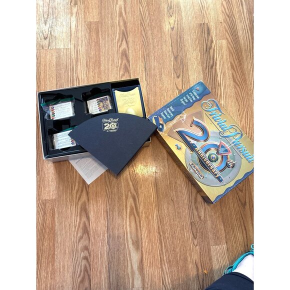 Trivial Pursuit 20th Anniversary Edition Board Game Complete Set Vtg 80s 90s Y2K - Picture 2 of 6